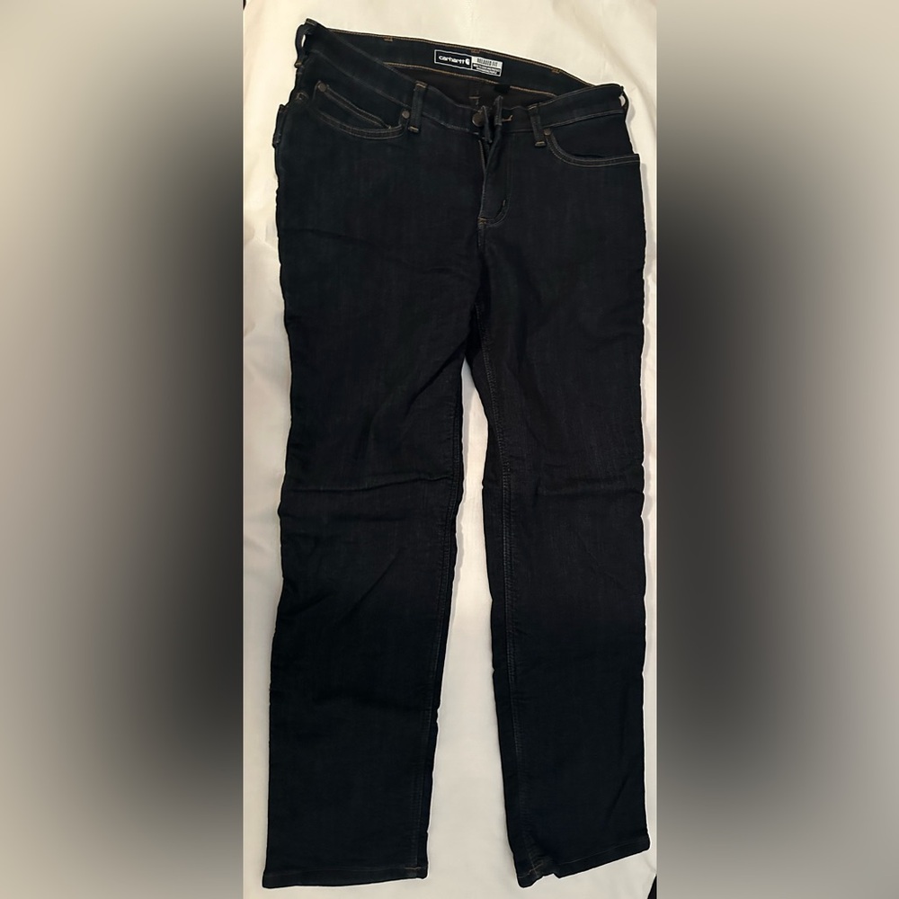 Carhartt Women’s Size 8 short, insulated denim jeans.